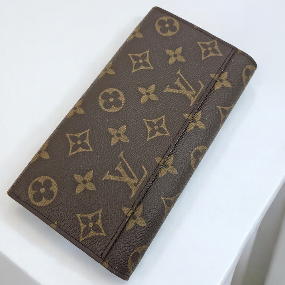 ✨️Authentic Louis Vuitton Sarah Long Wallet Monogram BROWN INTERIOR - Picture 4 of 13